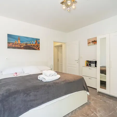 House Terra Madre 別荘 Gruda