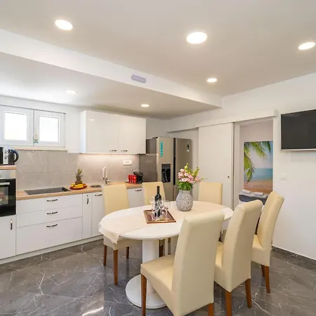 House Terra Madre Gruda